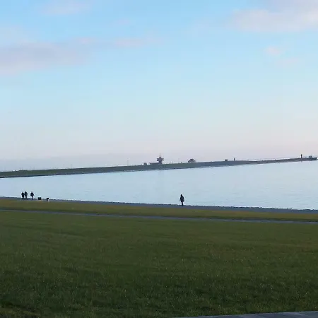 In Osterdeichstrich * Oesterdeichstrich